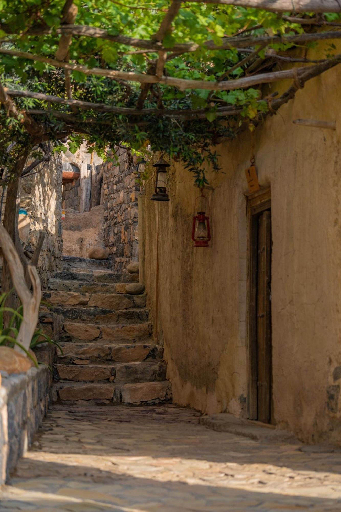 The Suwgra-Al-Jabal Al-Akdar Hotel Saqrah Exterior photo